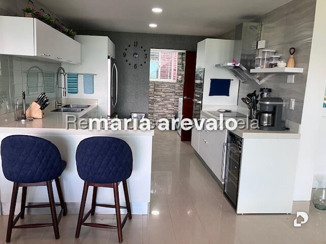 Apartamento en La Boyera, Caracas – 14