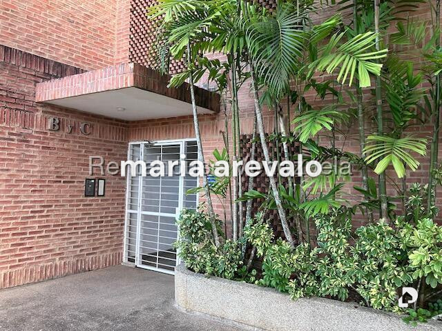 Apartamento en La Boyera, Caracas – 2