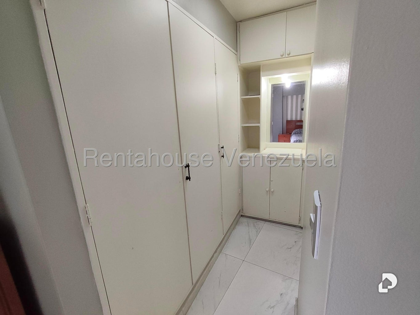 Apartamento en La Urbina, Caracas – 27