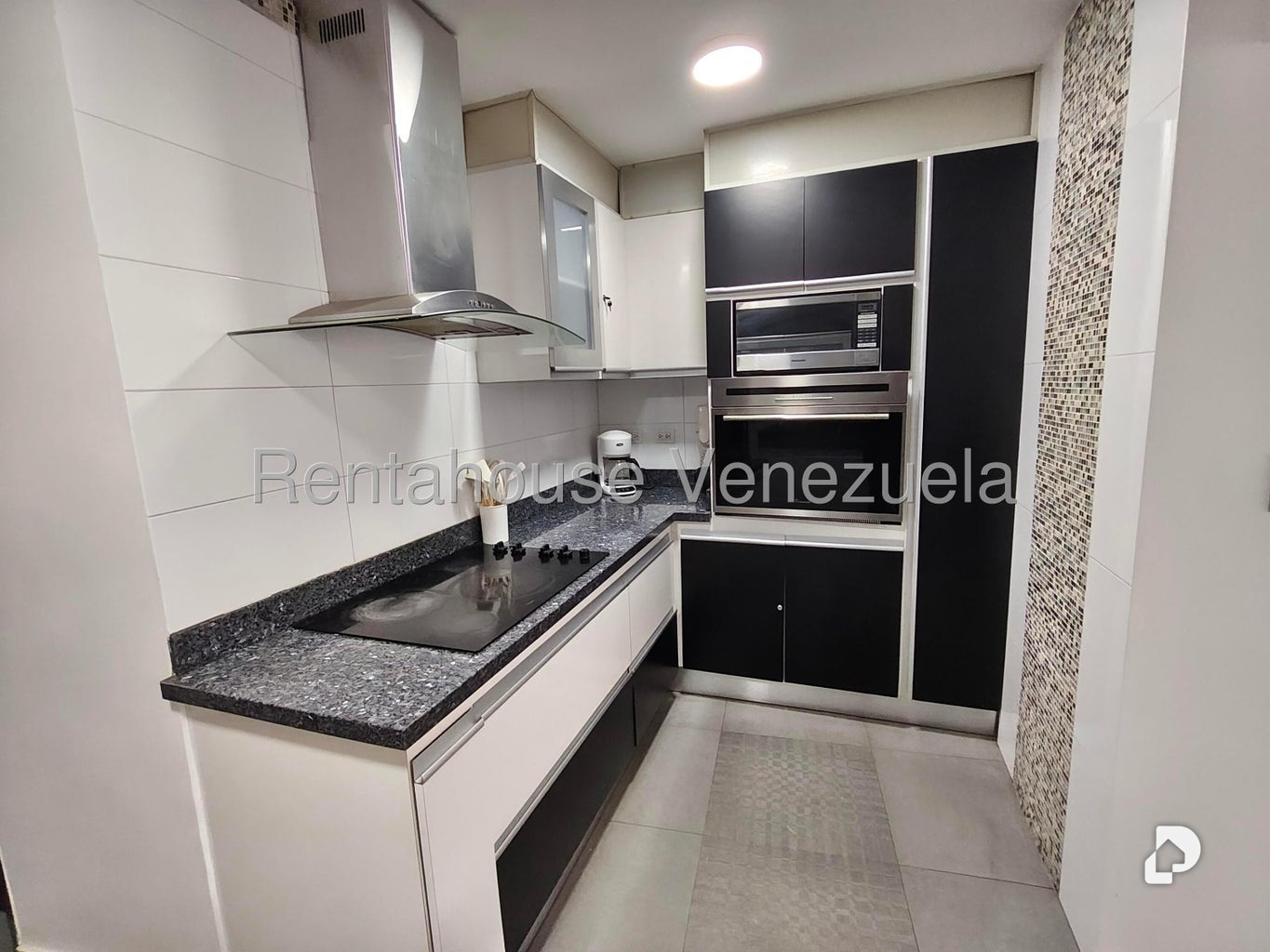 Apartamento en La Urbina, Caracas – 18