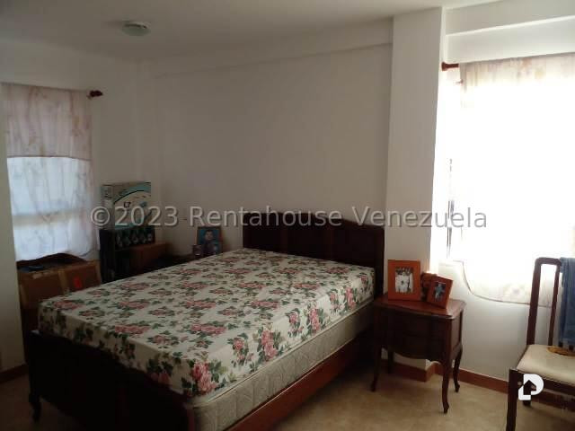 Casa en El Hatillo, Caracas – 16