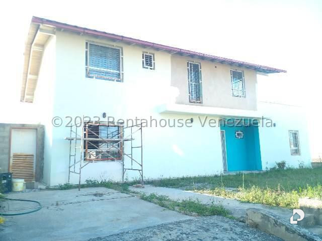 Casa en El Hatillo, Caracas – 29