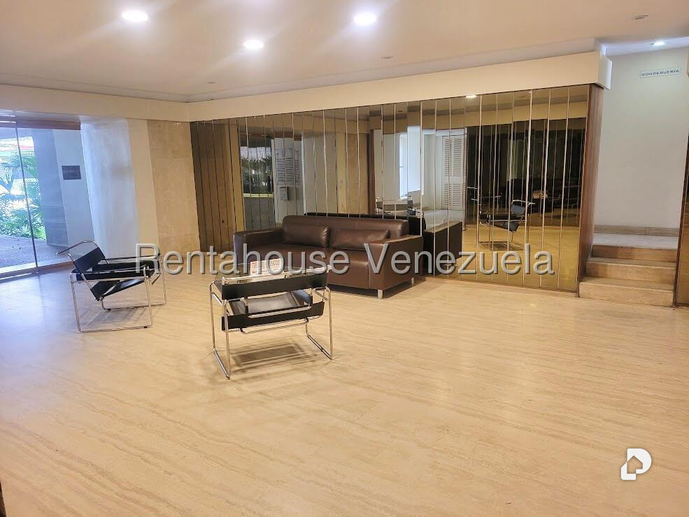 Apartamento en Los Palos Grandes, Caracas – 3