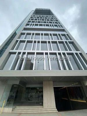 Oficina en Las Mercedes, Caracas - 1