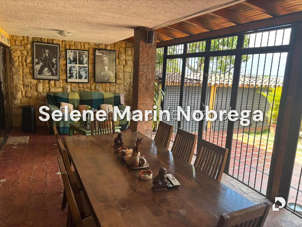 Casa en Alto Prado, Caracas – 4