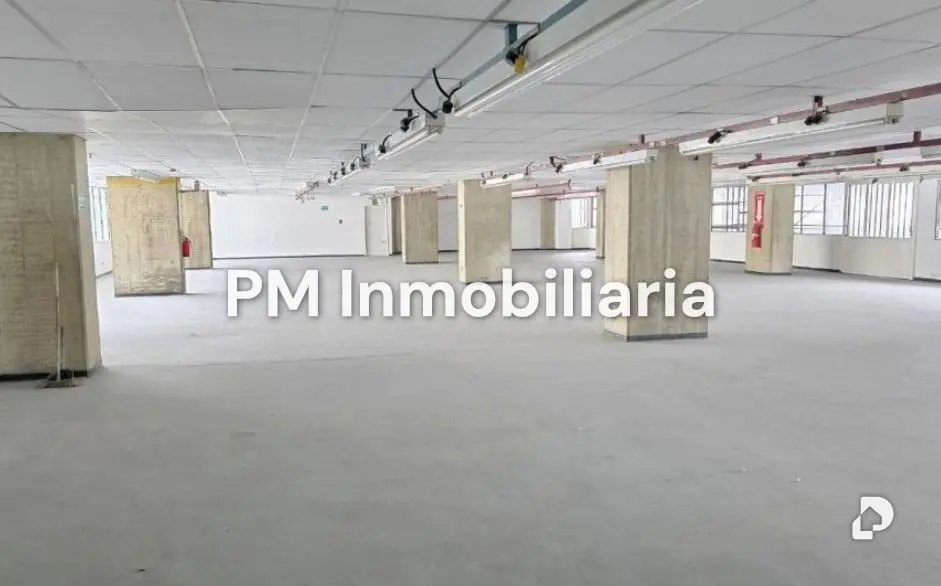 Local comercial en San Martín, Caracas – 4