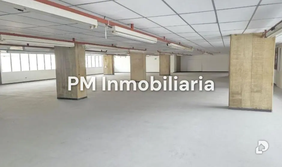 Local comercial en San Martín, Caracas – 3