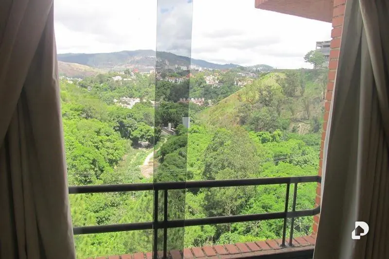 Apartamento en Los Samanes, Caracas – 23