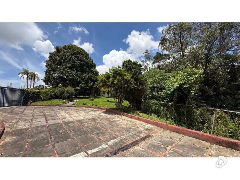 Casa en La Lagunita, Caracas – 5