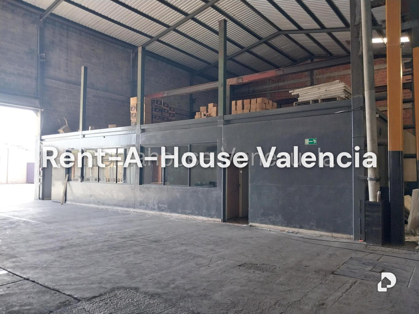 Galpón en Parque Valencia, Valencia – 12