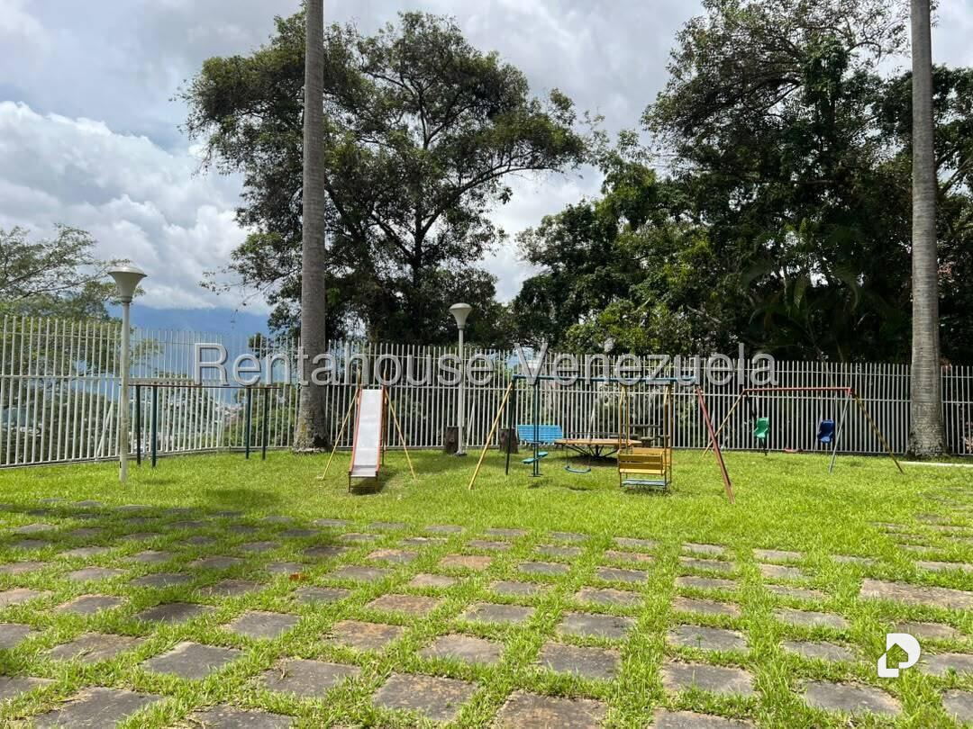 Apartamento en Los Naranjos (del Cafetal), Caracas – 12