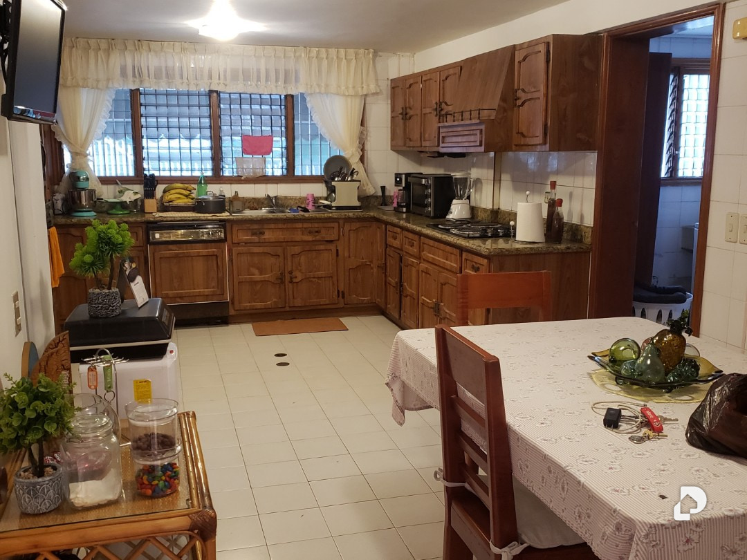 Casa en Colinas de Tamanaco, Caracas – 2