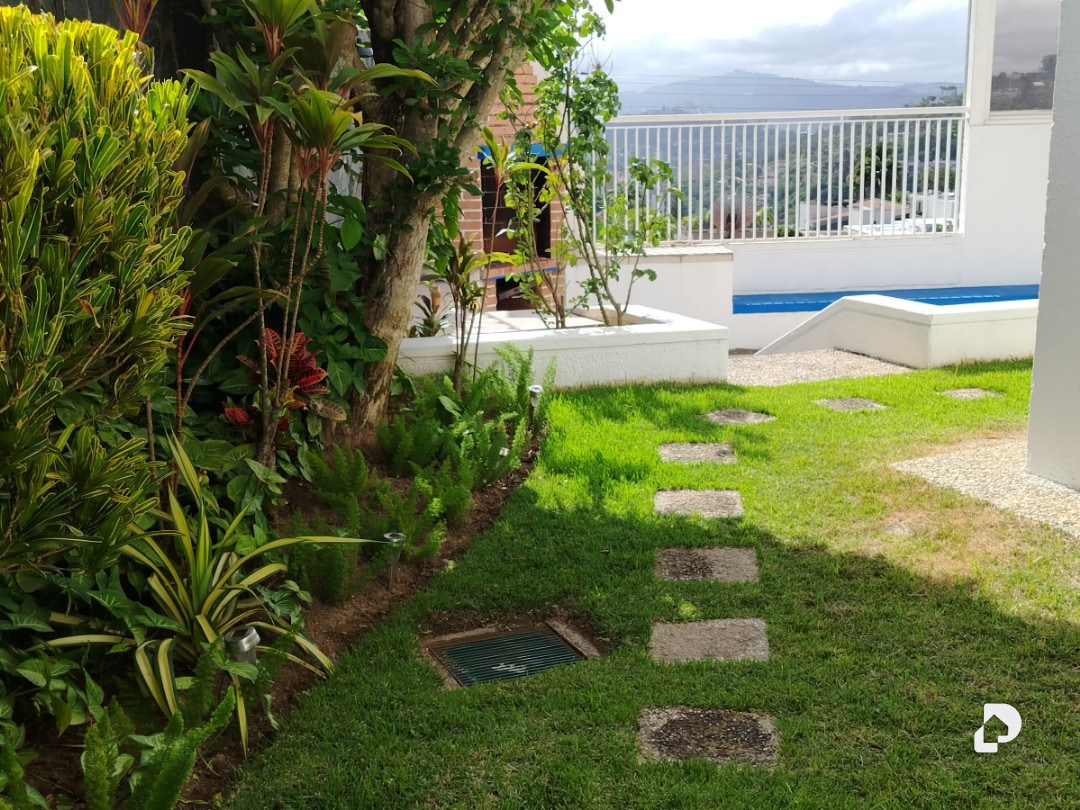 Casa en Colinas de Tamanaco, Caracas – 9