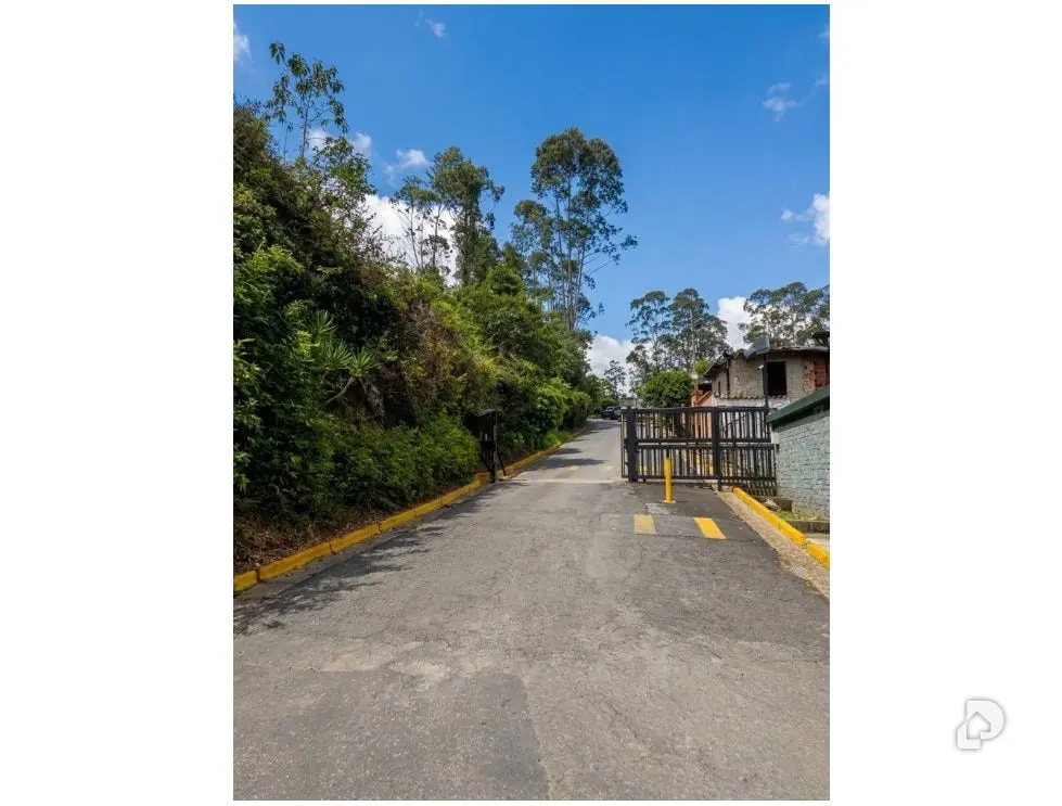 Terreno en Colinas de Carrizal, Altos Mirandinos – 1
