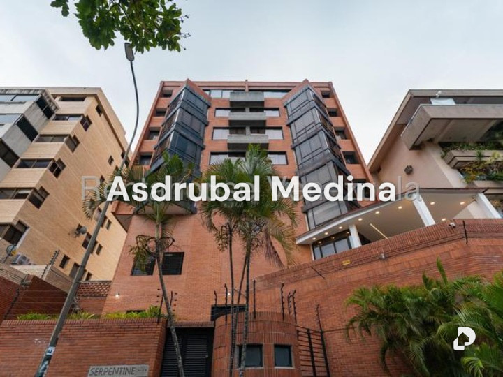 Apartamento en Las Mercedes, Caracas – 1