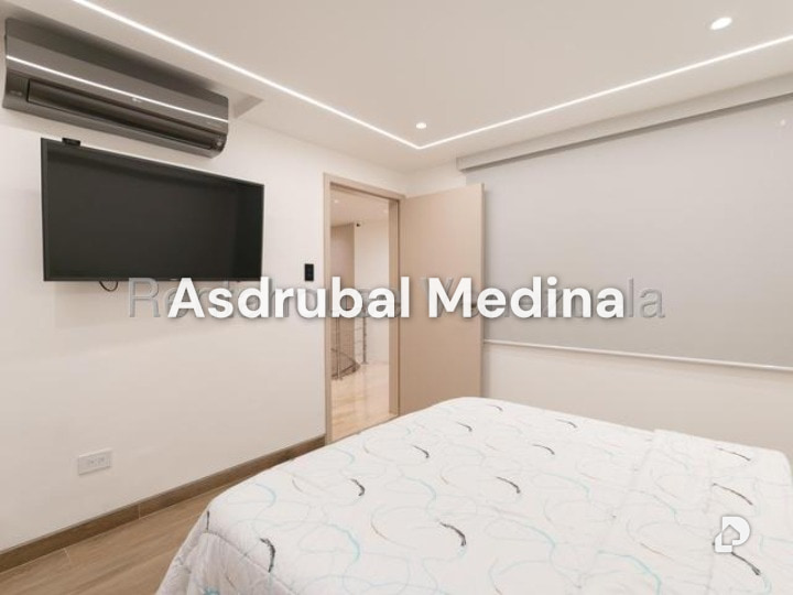 Apartamento en Las Mercedes, Caracas – 12