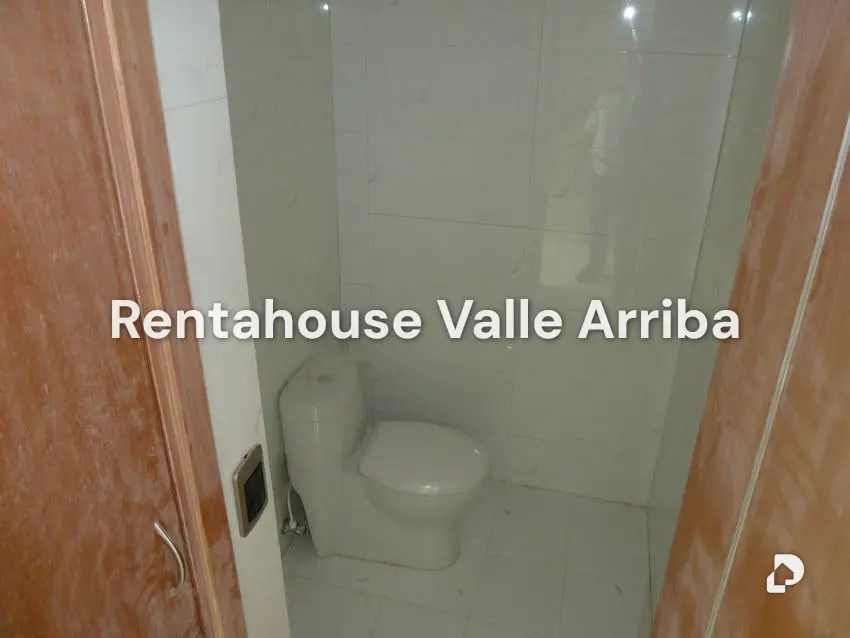 House in Loma Linda, Caracas – 11