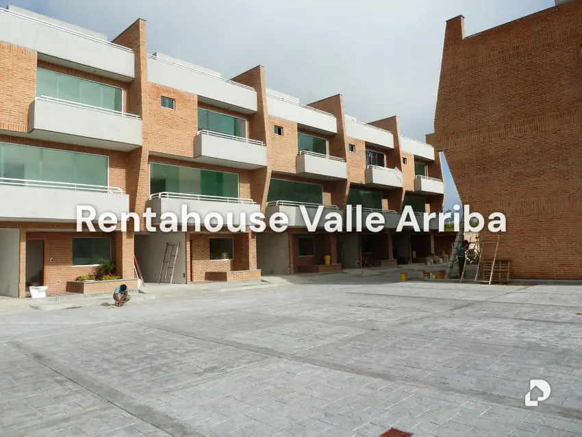House in Loma Linda, Caracas – 17