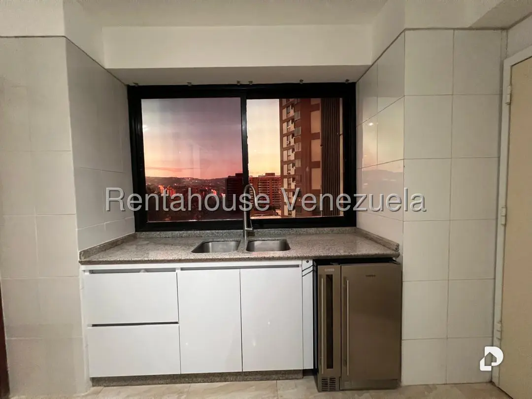 Apartamento en Los Dos Caminos, Caracas – 18