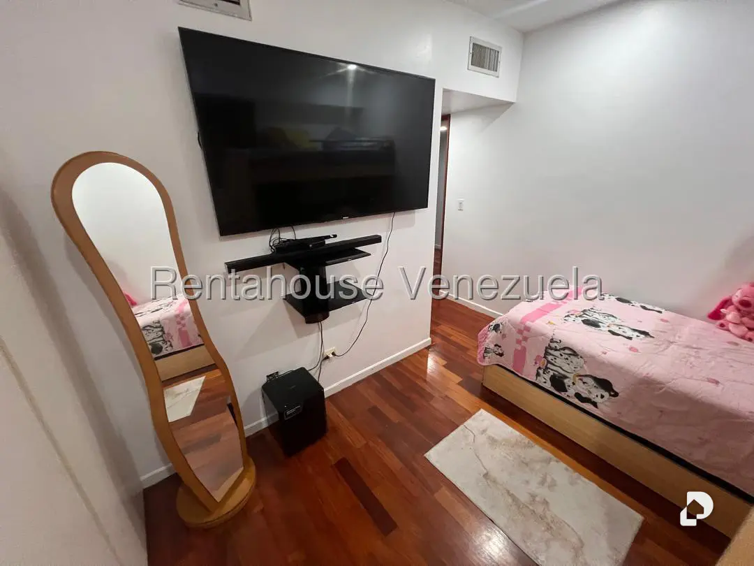 Apartamento en Los Dos Caminos, Caracas – 39