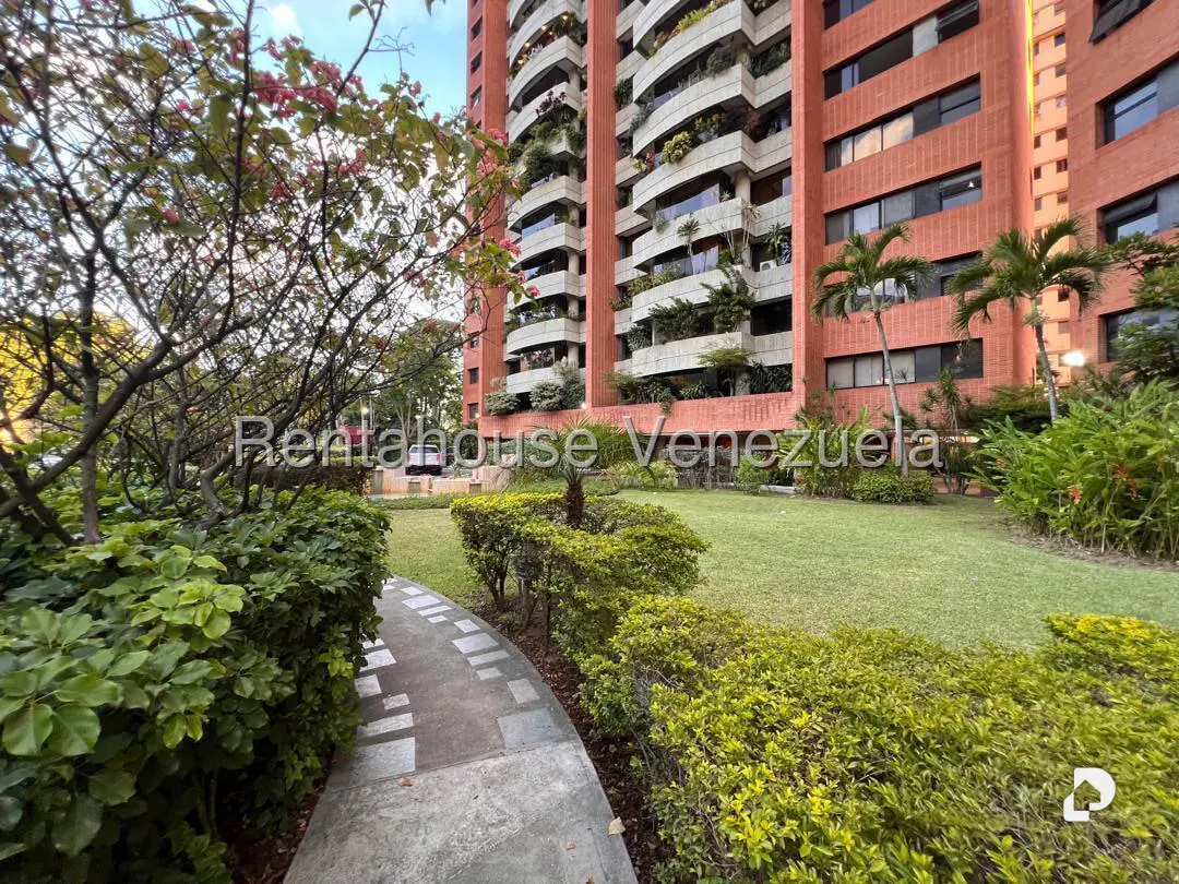 Apartamento en Los Dos Caminos, Caracas – 72