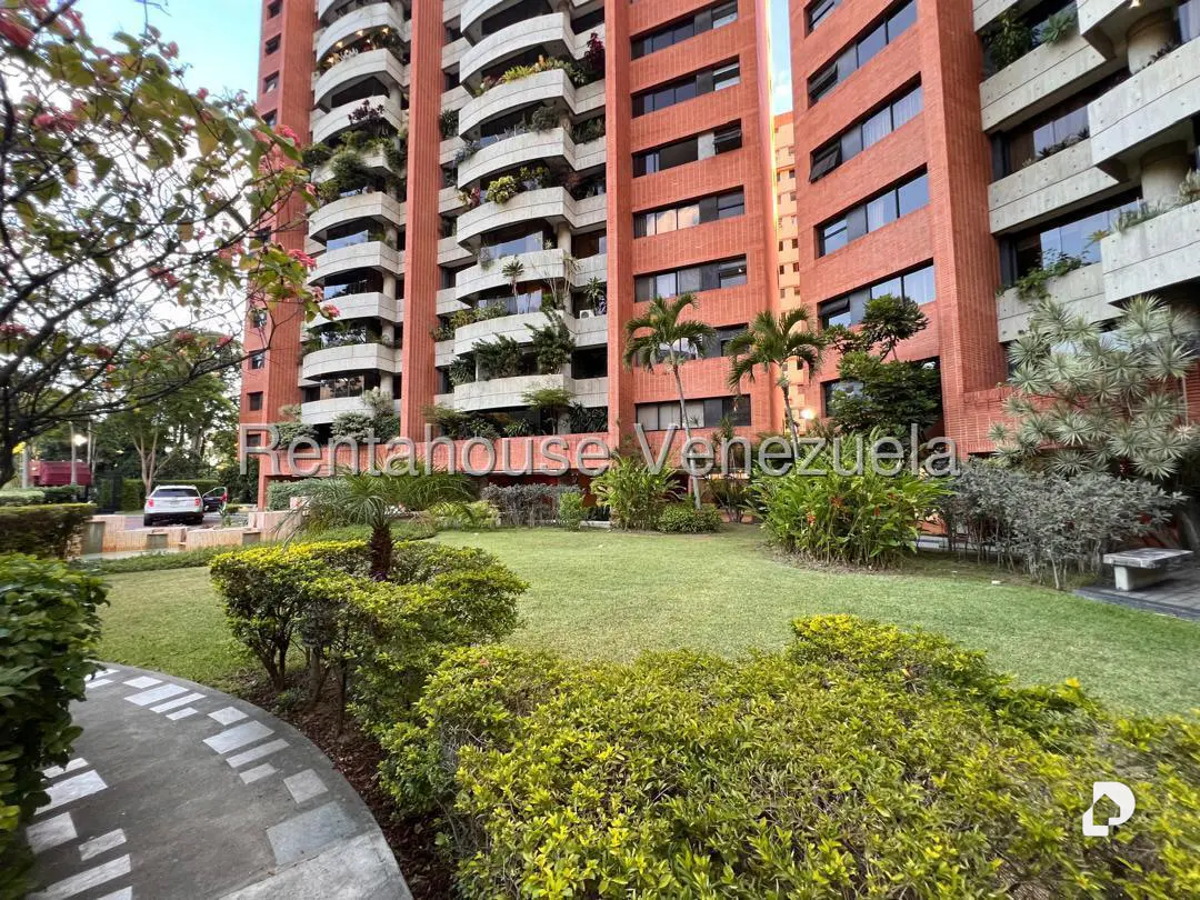 Apartamento en Los Dos Caminos, Caracas – 71