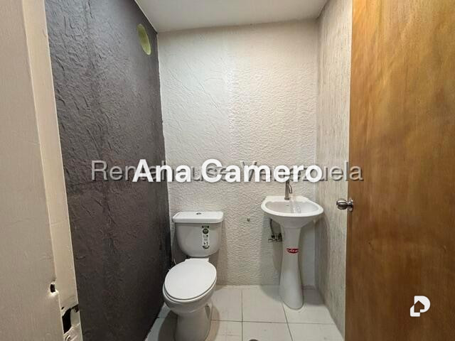 Local comercial en Boleíta Sur, Caracas – 11