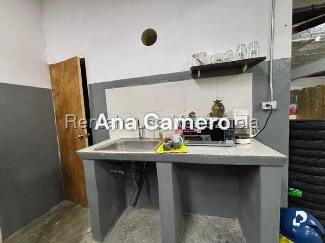 Local comercial en Boleíta Sur, Caracas – 10