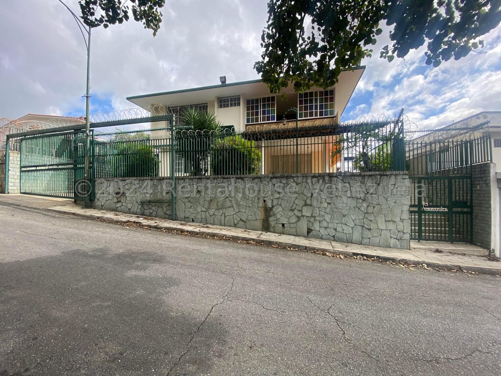 Casa en El Marqués, Caracas - 1