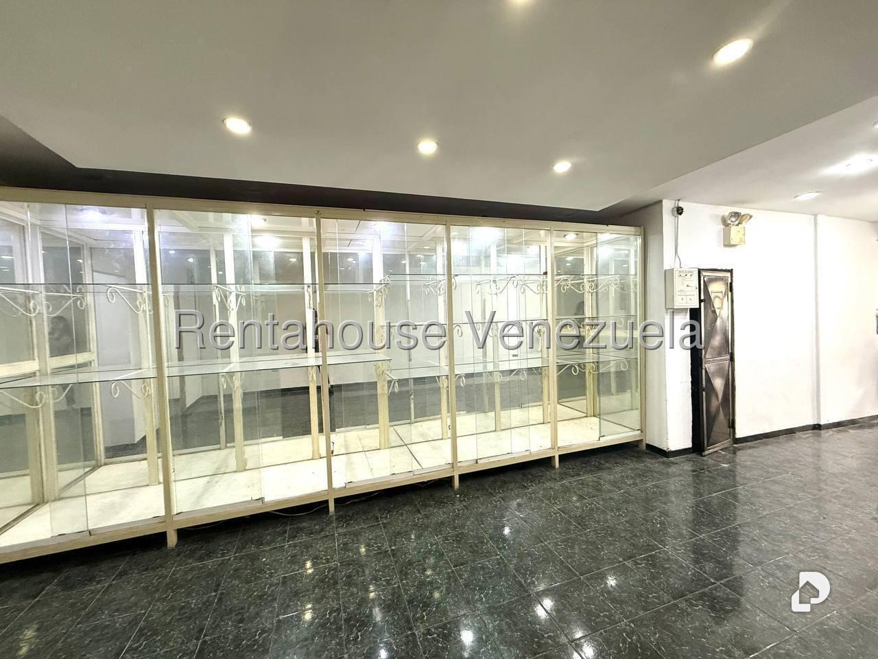 Local comercial en Quinta Crespo, Caracas – 8