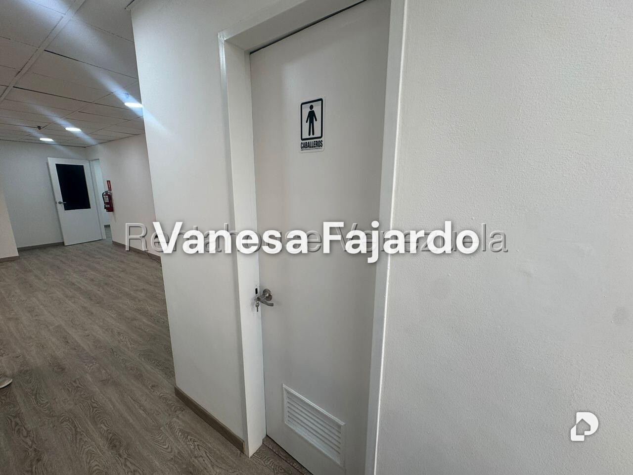 Oficina en Boleíta Norte, Caracas – 15