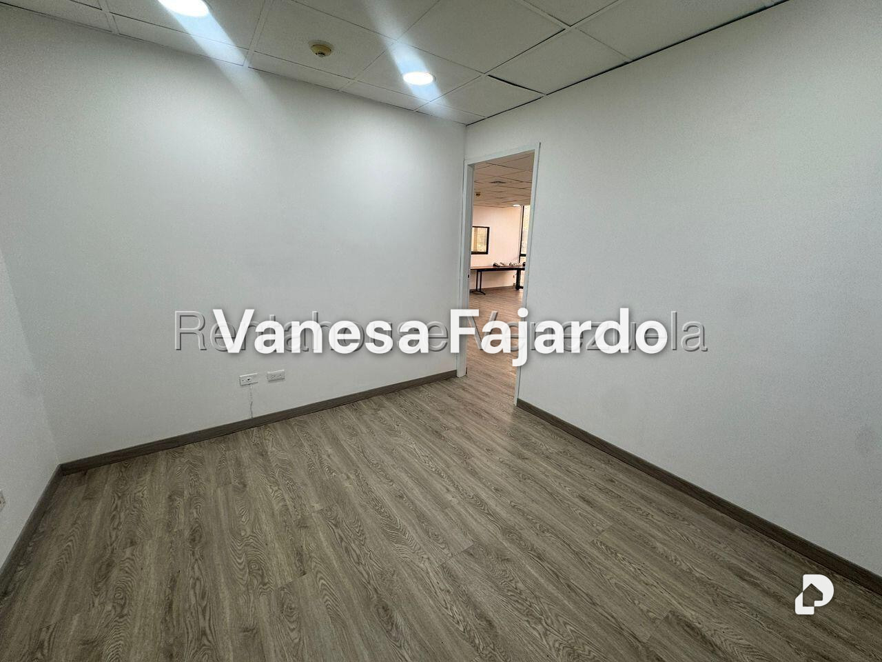 Oficina en Boleíta Norte, Caracas – 12