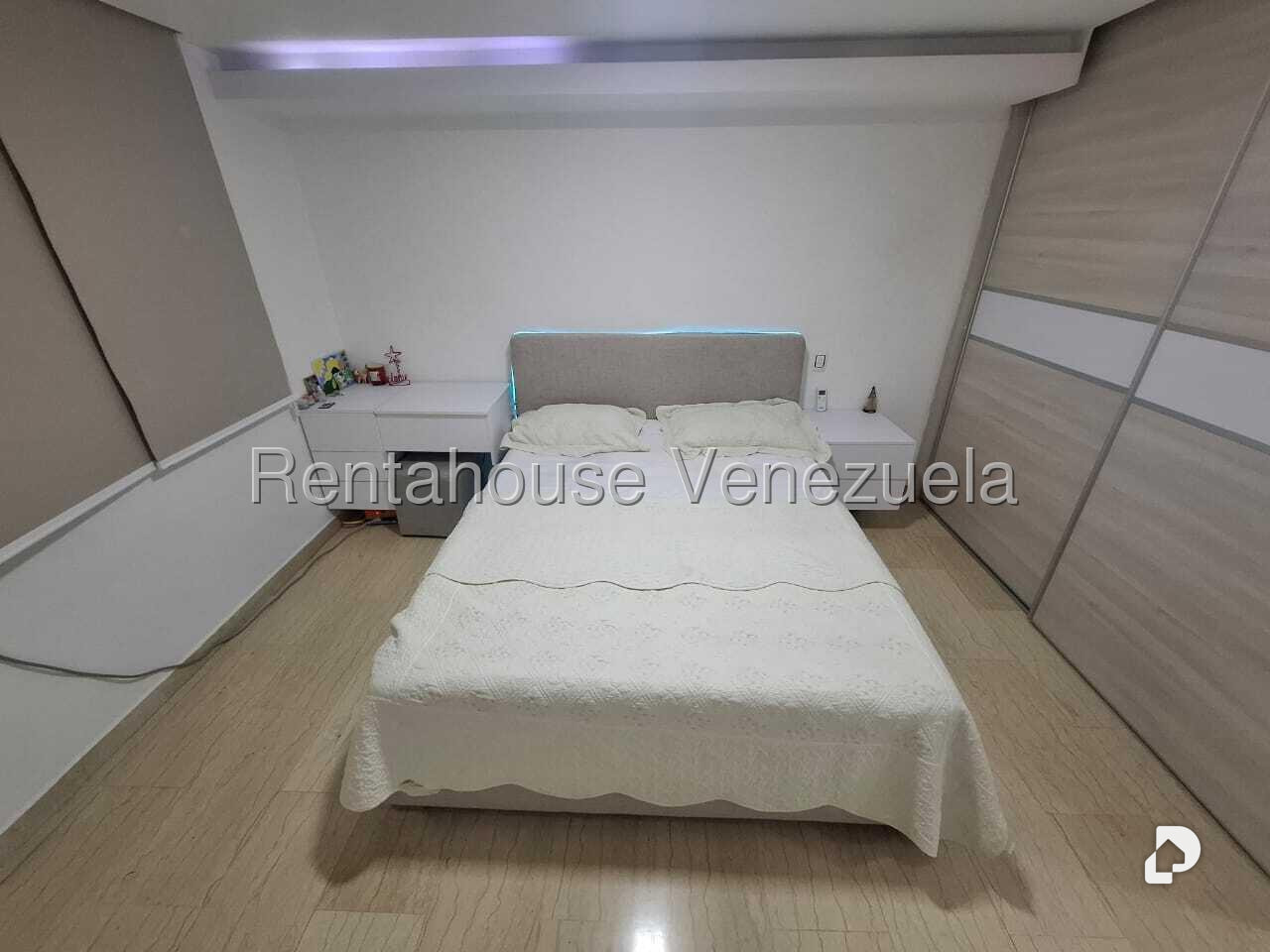 Apartamento en Colinas de La Tahona, Caracas – 12
