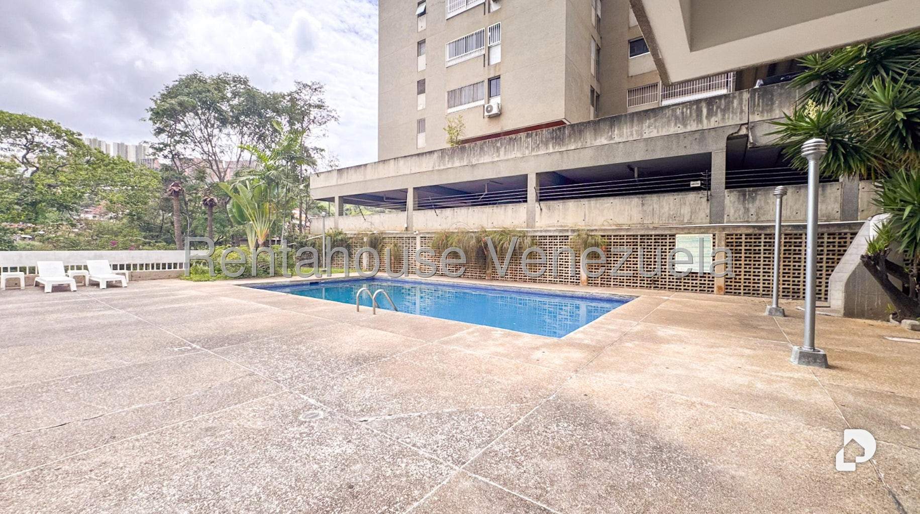 Apartamento en Santa Fe Sur, Caracas – 11