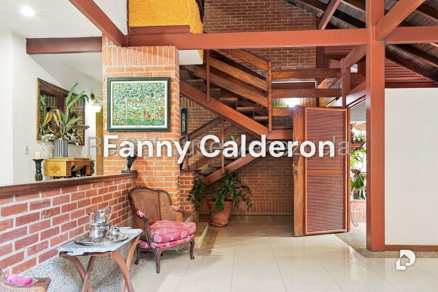 Casa en Colinas de Tamanaco, Caracas – 28