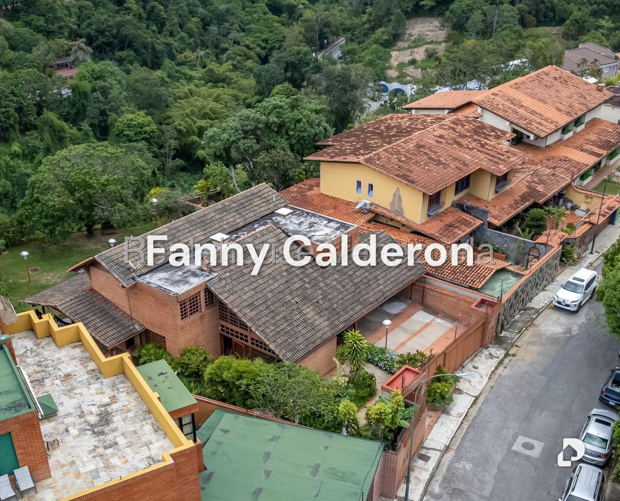 Casa en Colinas de Tamanaco, Caracas – 4