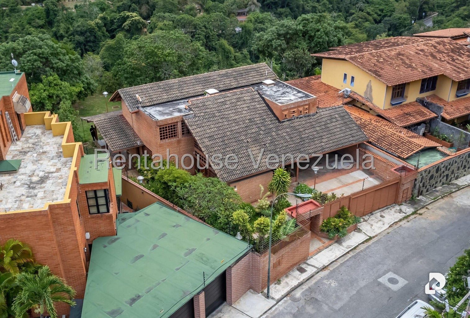 Casa en Colinas del Tamanaco, Caracas