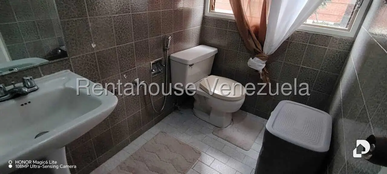 Apartamento en La Florida, Caracas – 26