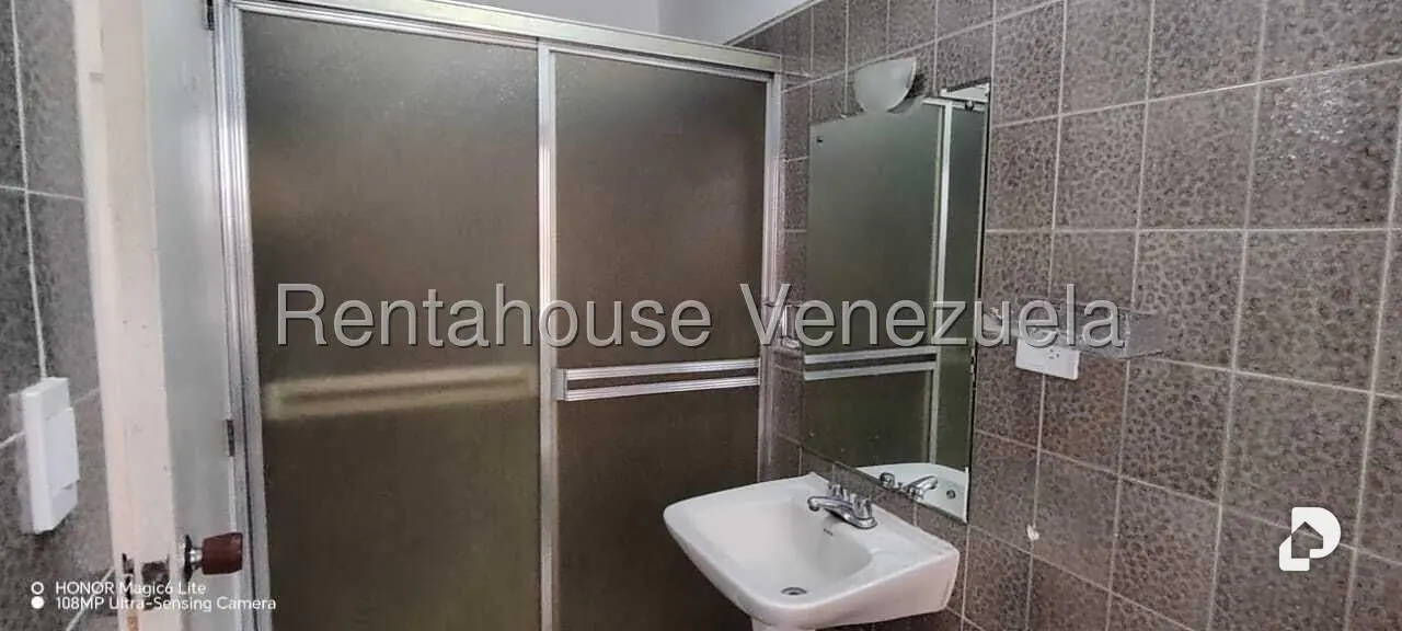 Apartamento en La Florida, Caracas – 27