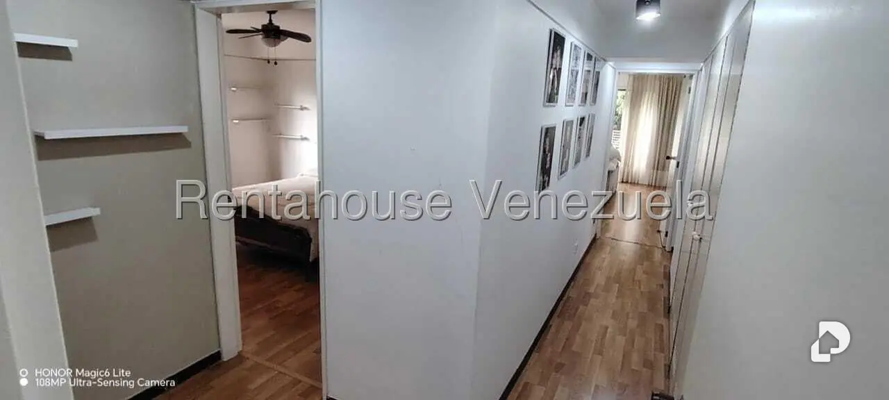 Apartamento en La Florida, Caracas – 21