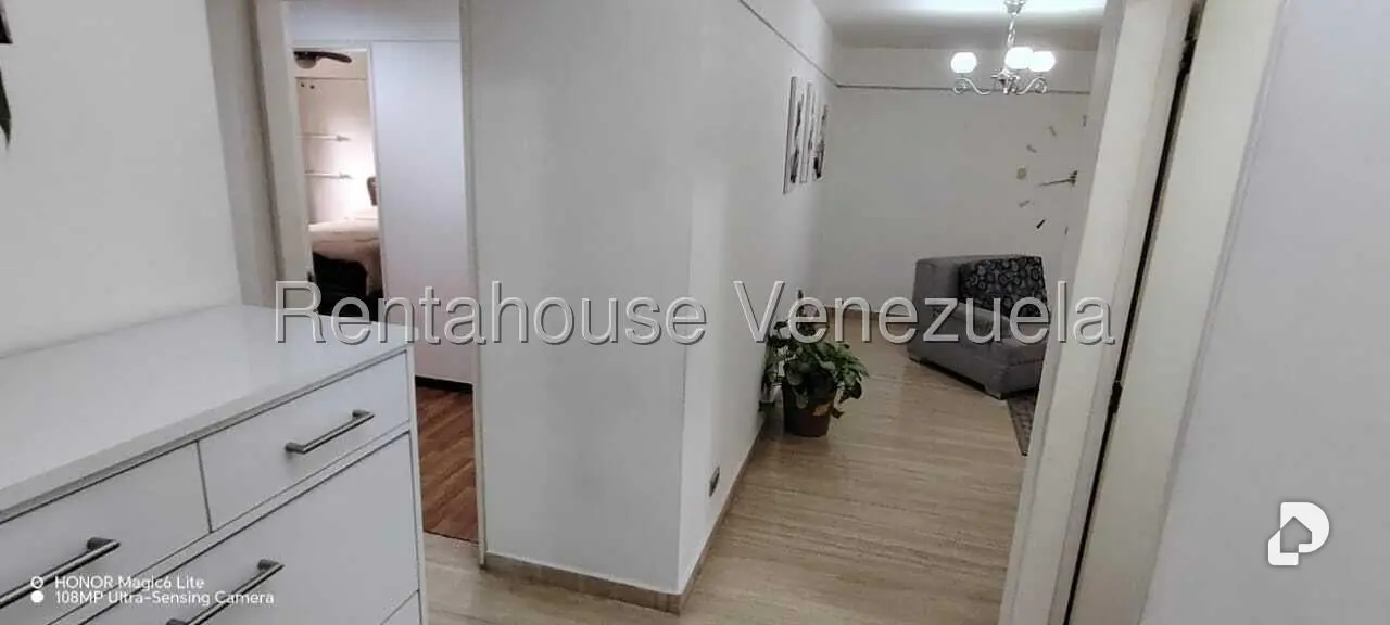 Apartamento en La Florida, Caracas – 4