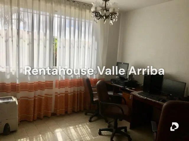 Casa en Club de Campo, San Antonio de Los Altos – 28
