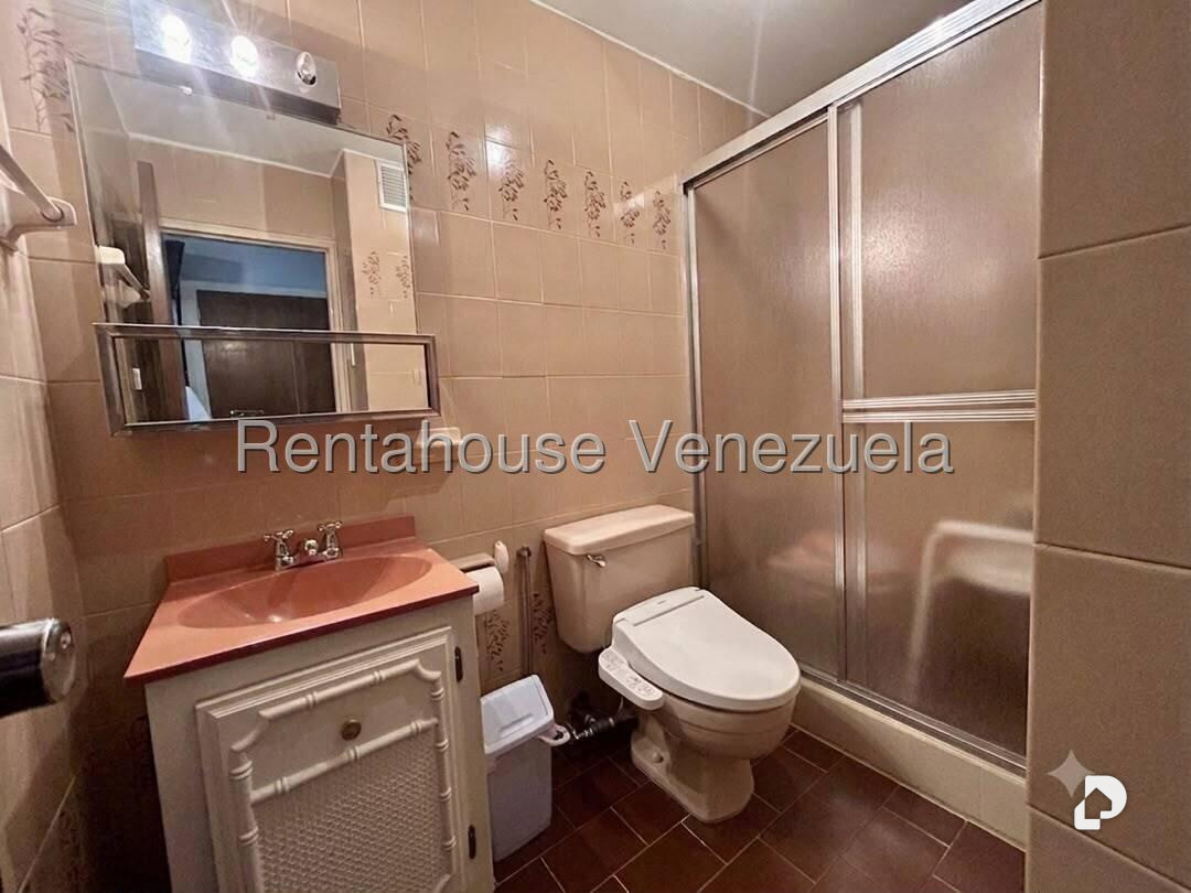 Apartamento en Los Naranjos (del Cafetal), Caracas – 28