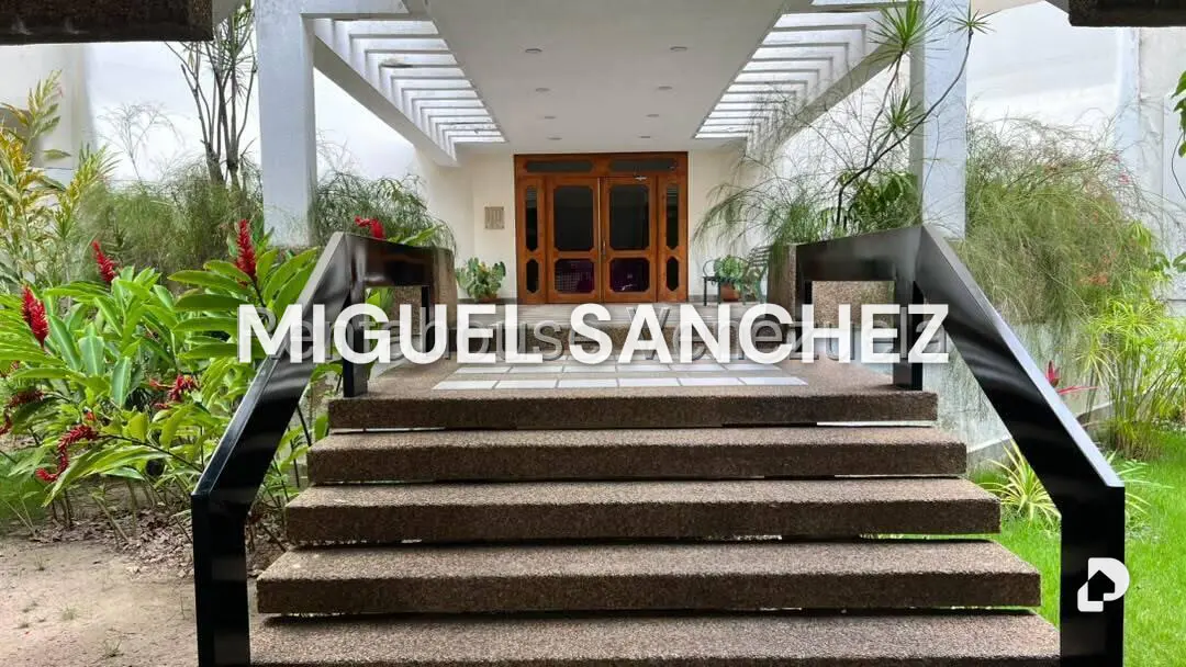Penthouse en La Campiña, Caracas – 2