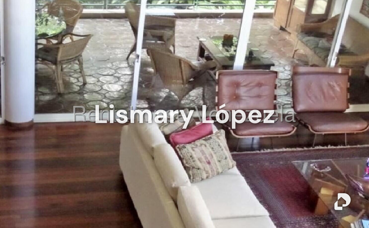 Casa en Altamira, Caracas – 15