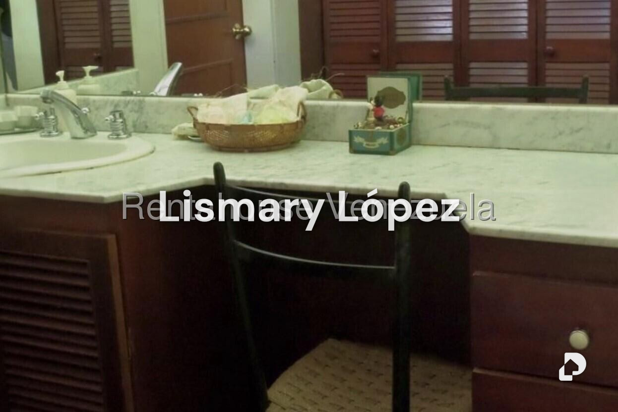 Casa en Altamira, Caracas – 6