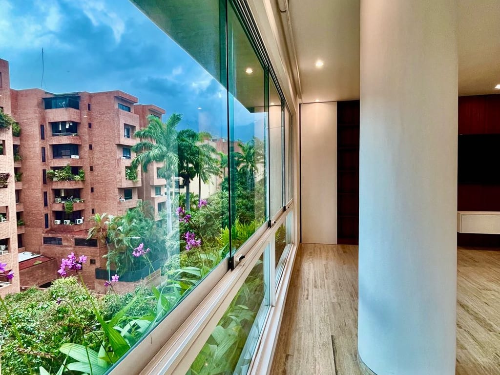 Apartamento en Campo Alegre, Caracas - 1
