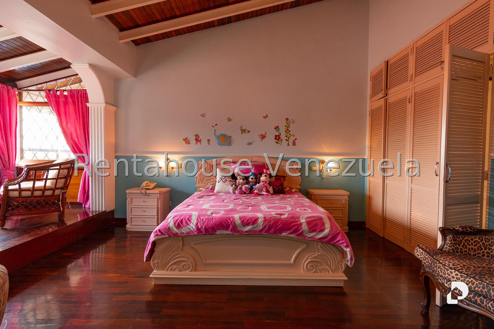 Casa en Alto Prado, Caracas – 29
