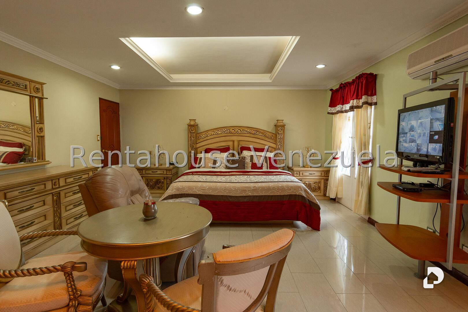 Casa en Alto Prado, Caracas – 16