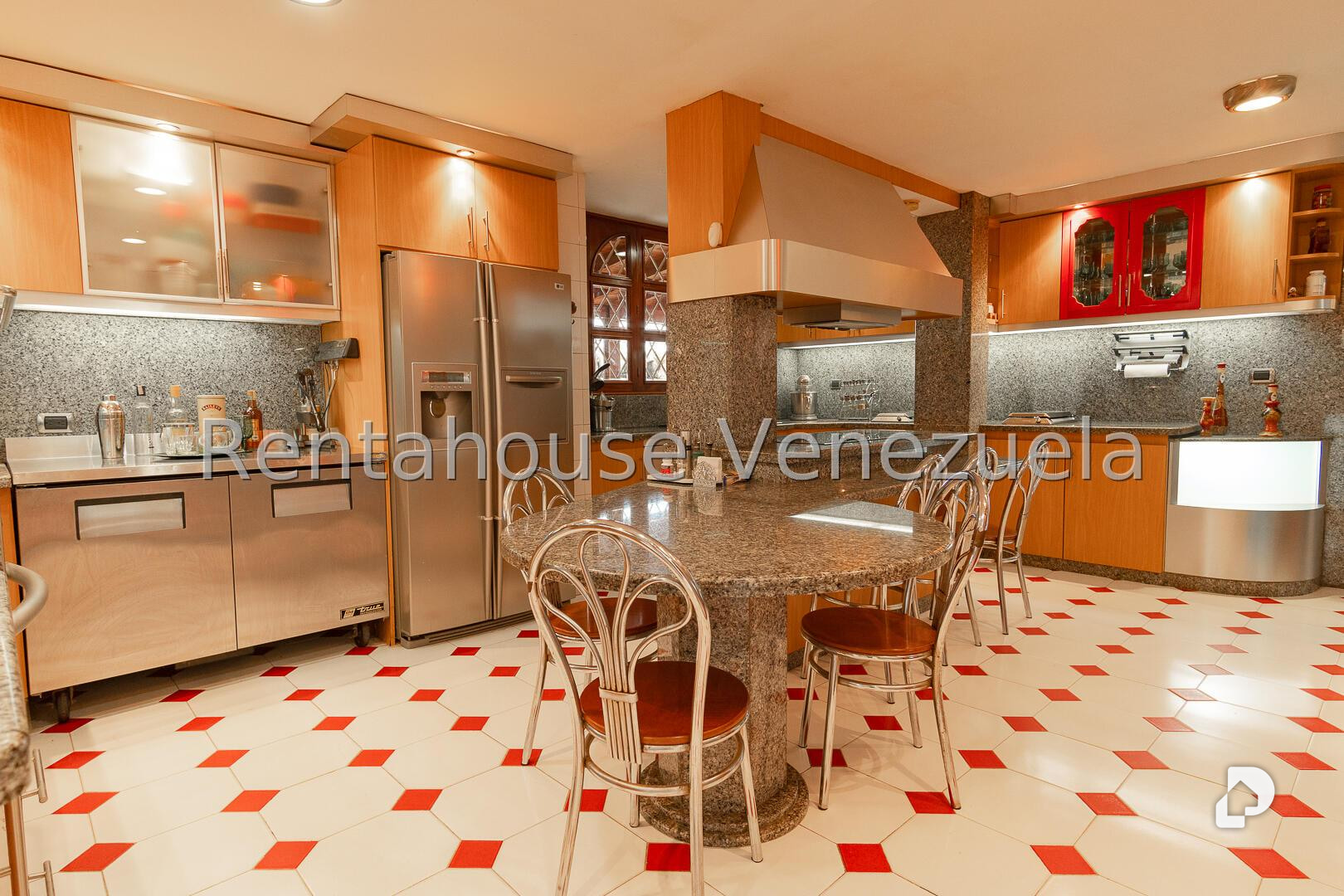 Casa en Alto Prado, Caracas – 9